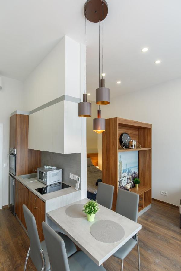 דירה Central City Apartment בודפשט